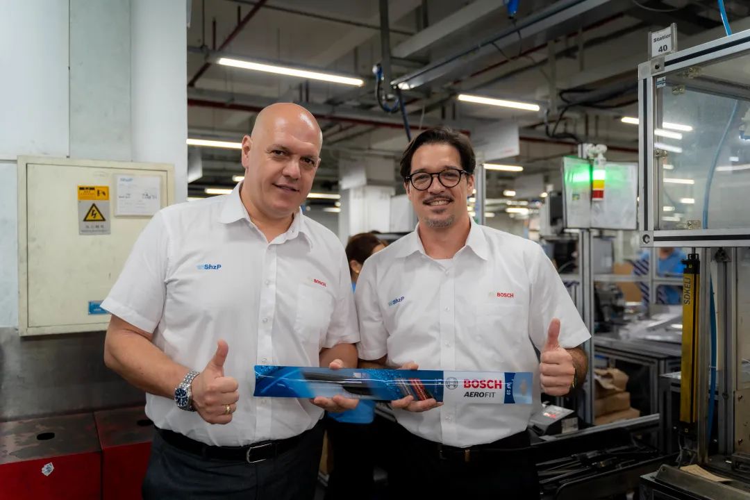 Marco Morea (L) and Sebastian Hardt show one of their products.
