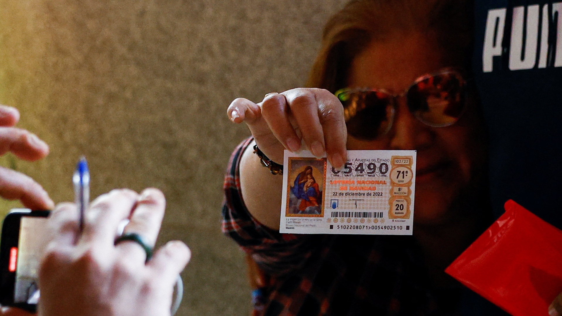 Spain's El Gordo lottery fattens Christmas holiday for lucky winners 