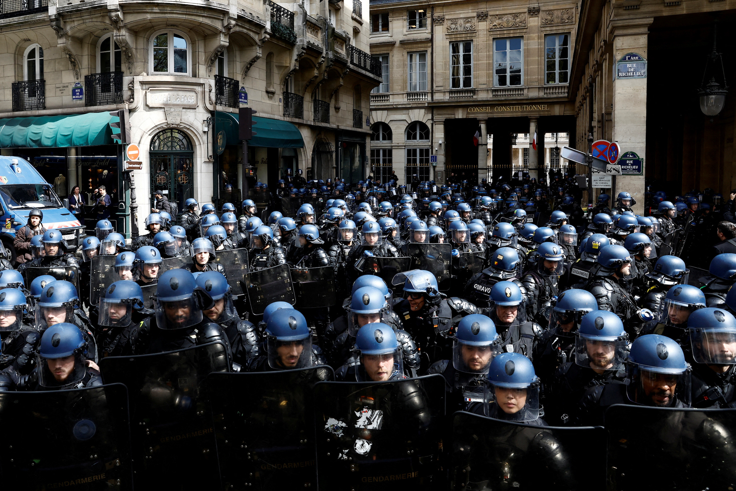 More pension protests in France ahead of Constitutional Council vote