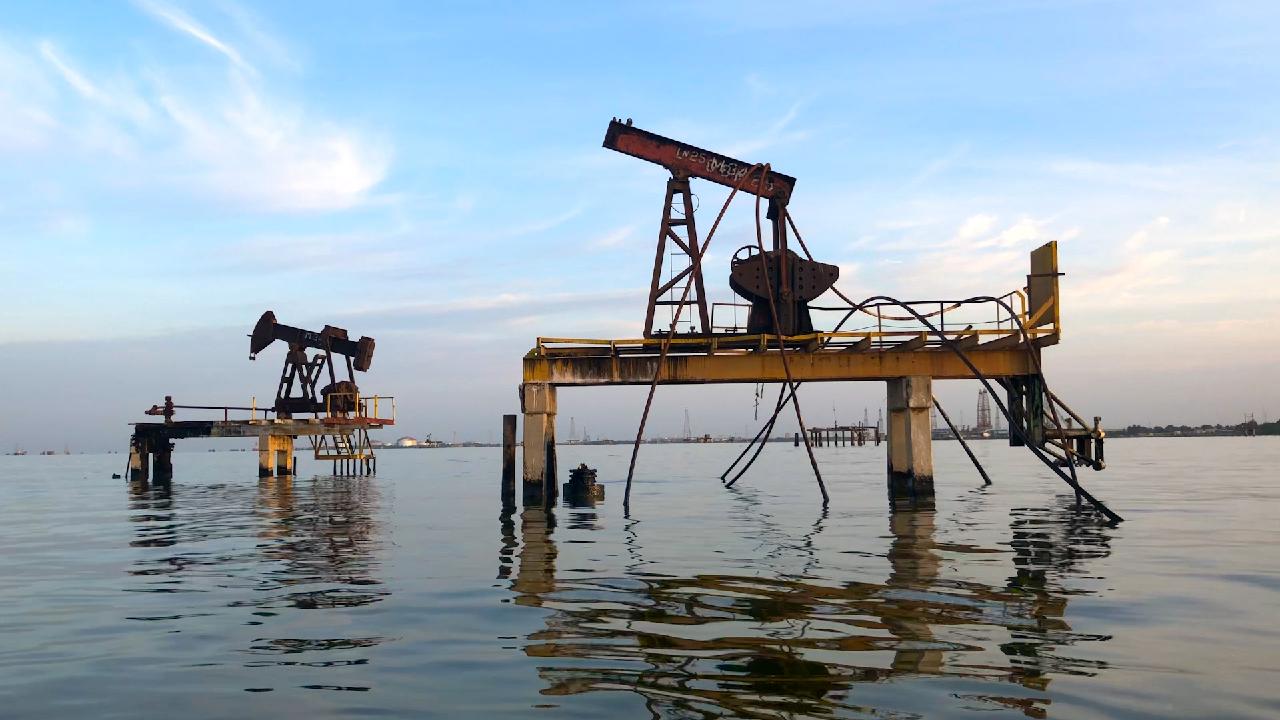 Venezuela's abandoned oil industry - CGTN