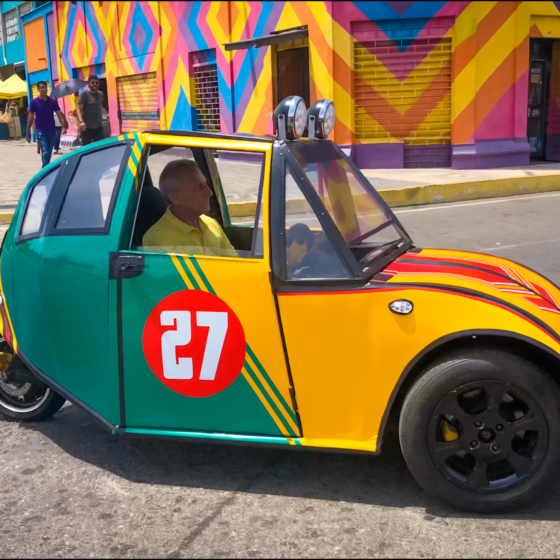 Augusto Pradelli has developed solarand electric-powered cars. The vehicles are helping amid a scarcity of gasoline and electricity.