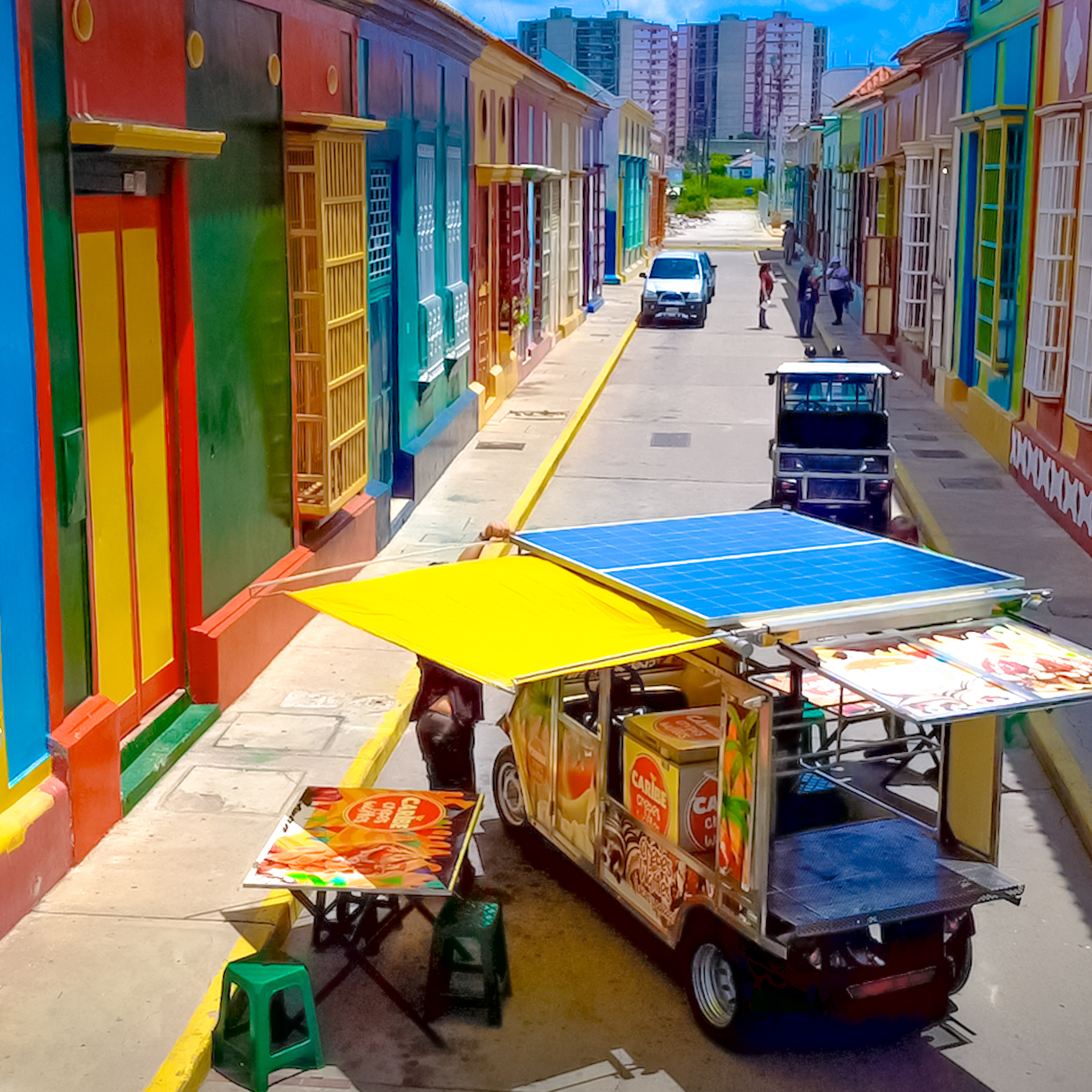 Solar power has become an option for those suffering chronic shortages of electricity and gasoline in Venezuela.
