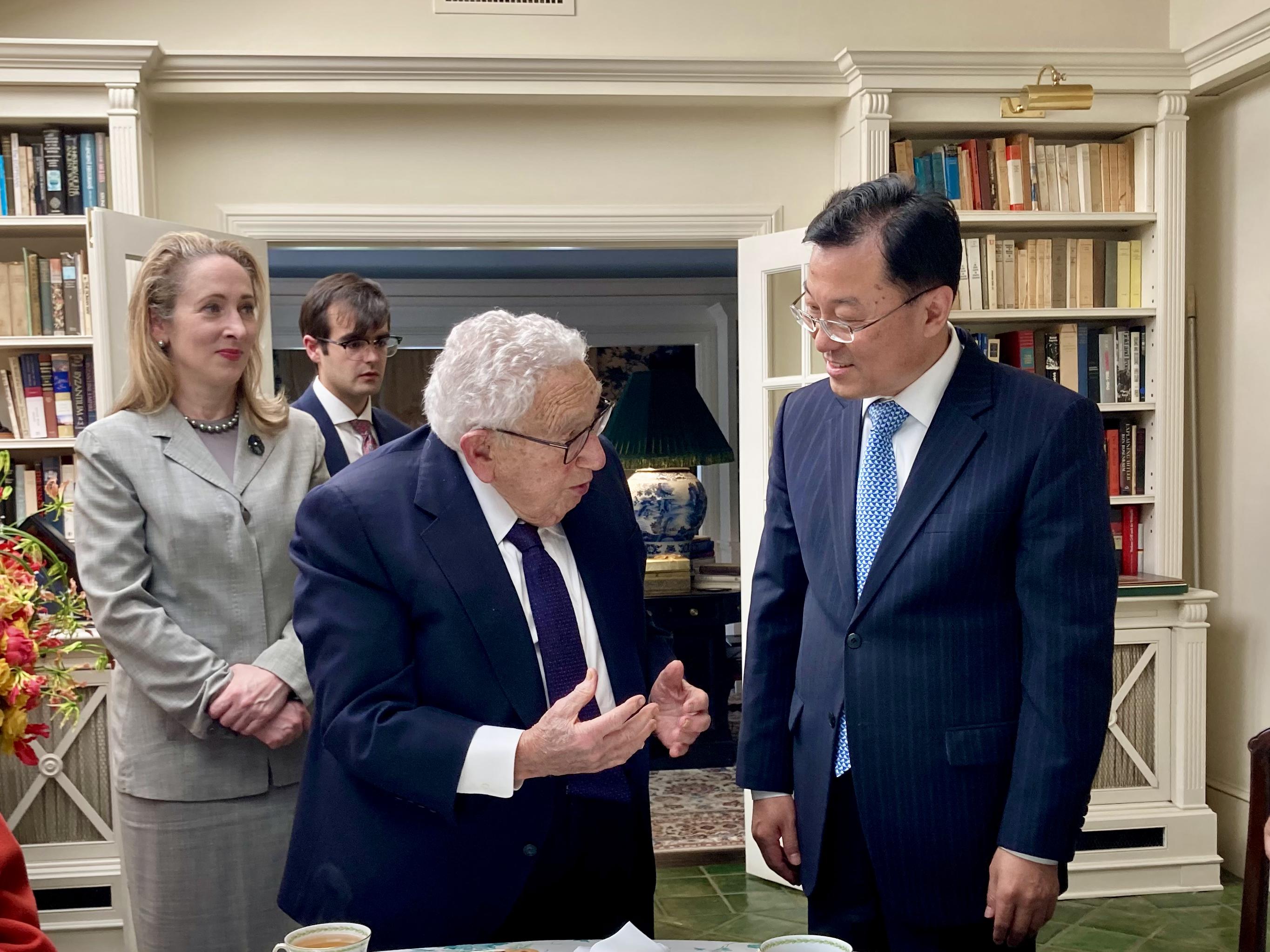 Ambassador Xie Feng publishes article to honor Dr. Henry Kissinger