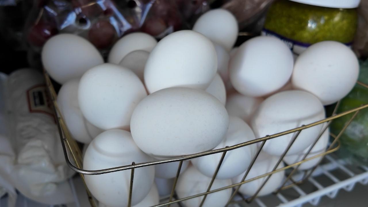 Egg prices surge amid U.S. bird flu outbreak - CGTN