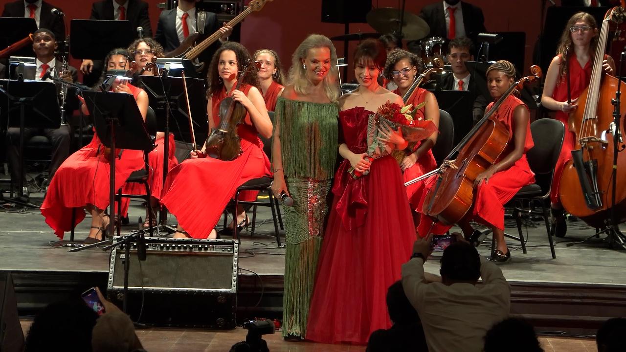 Celebrating Spring Festival at Rio de Janeiro’s Municipal Theater
