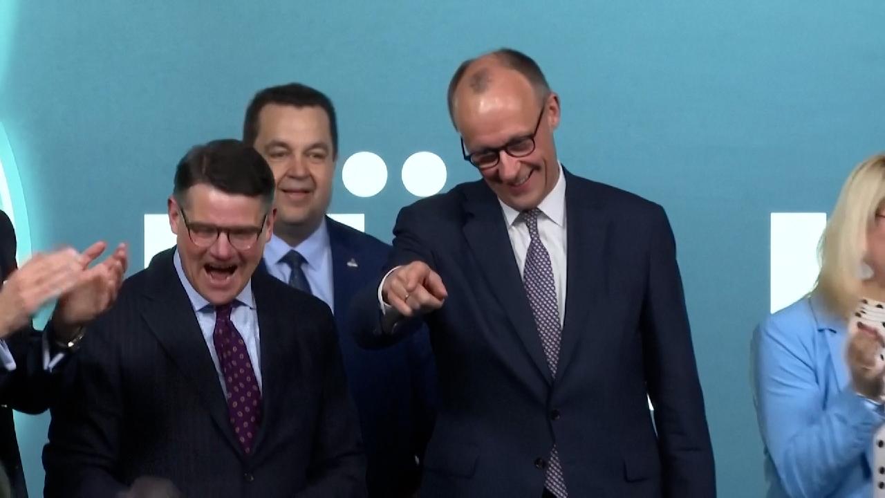 German Chancellor Merz impersonates Trump