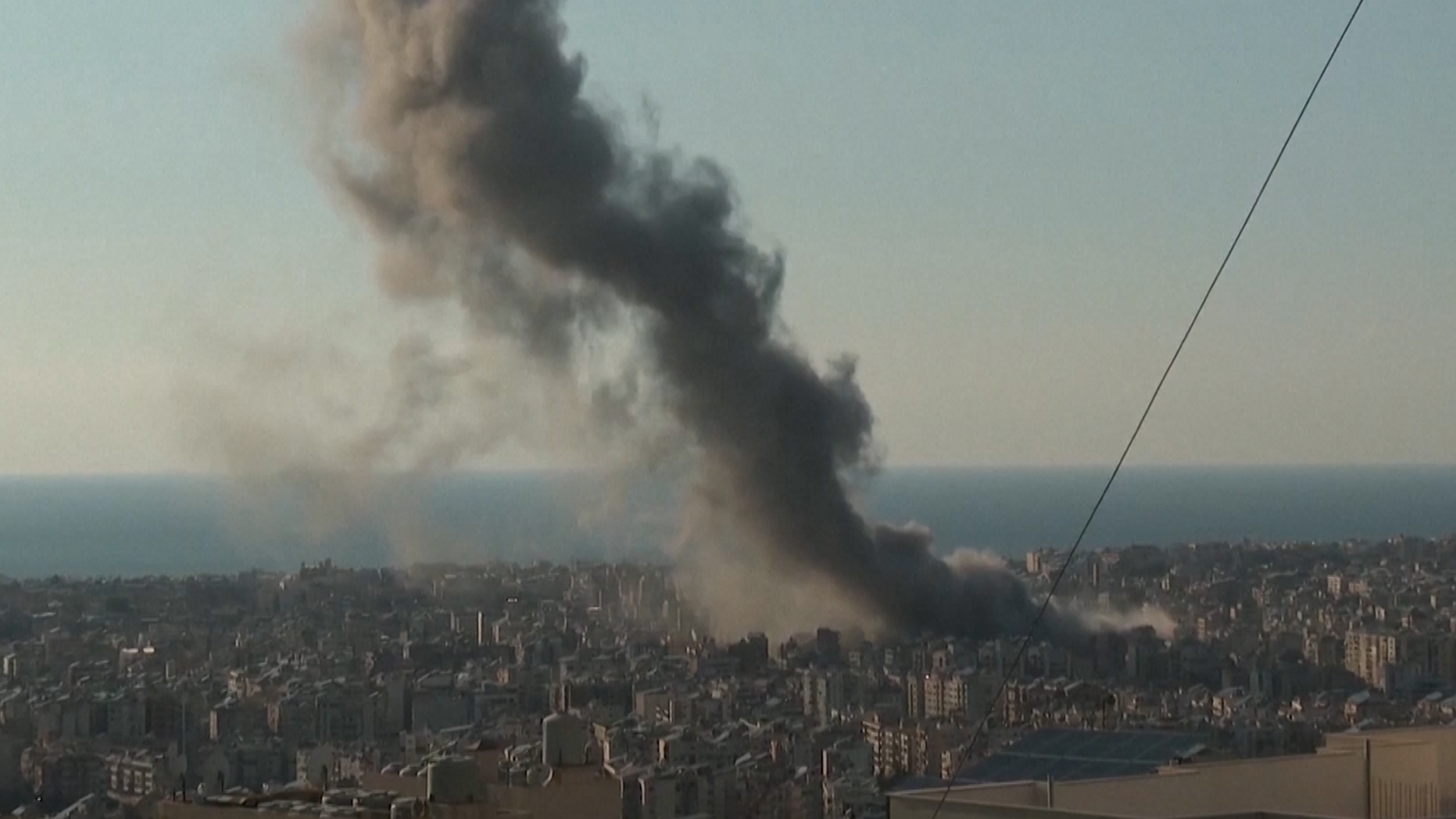 Hundreds flee homes in Lebanon after Israeli airstrikes