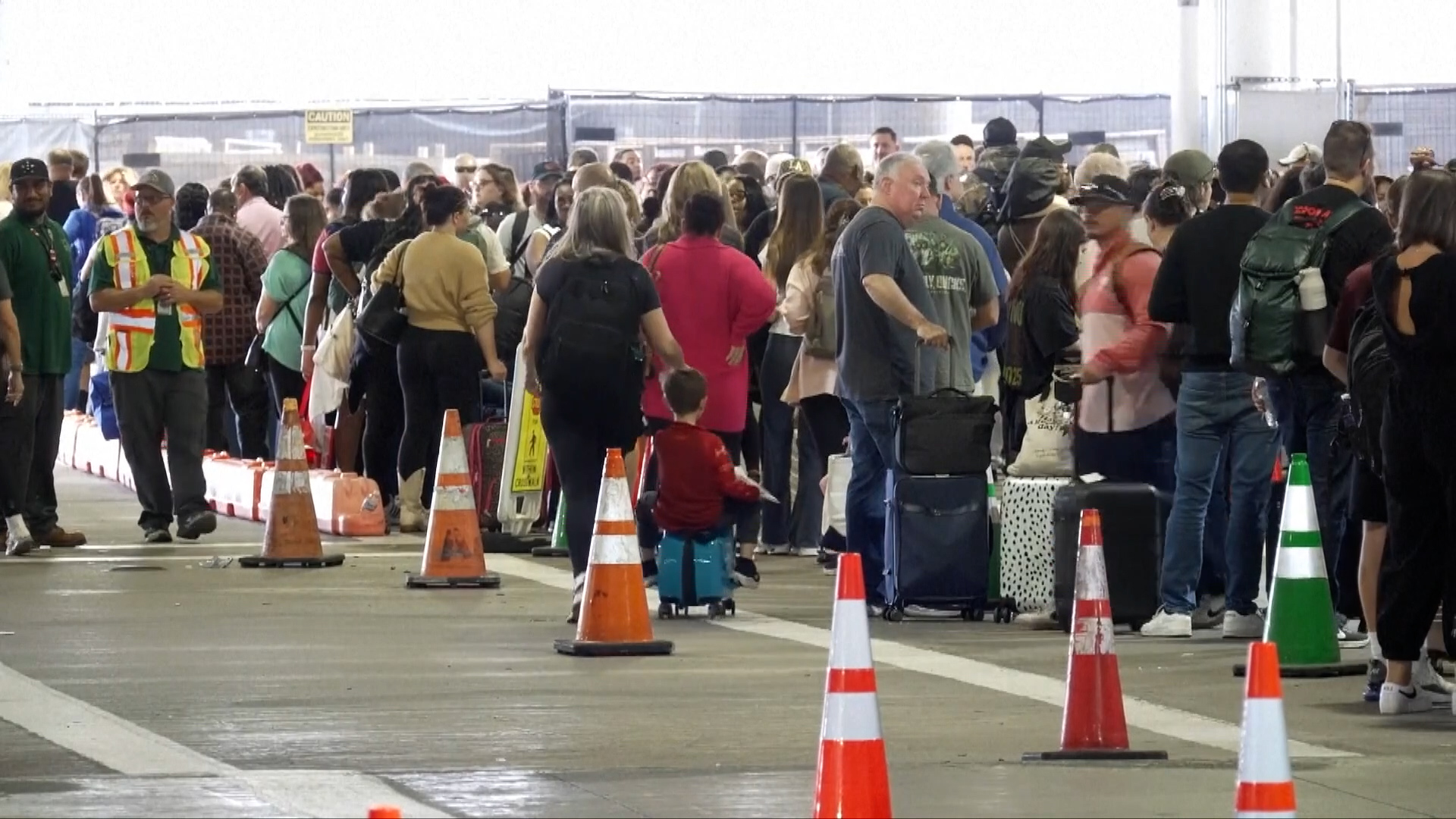 TSA officers still on the job despite partial government shutdown 