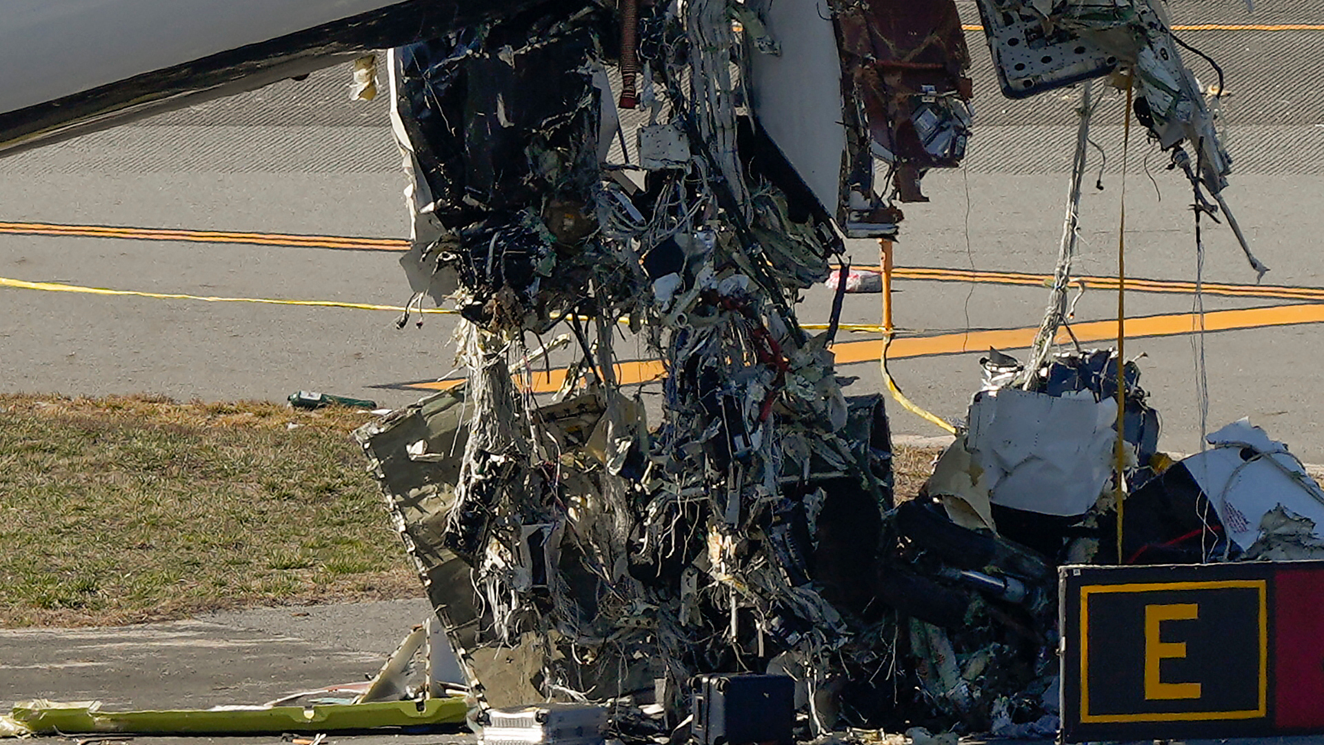 Air Canada wreckage remains at LaGuardia airport 