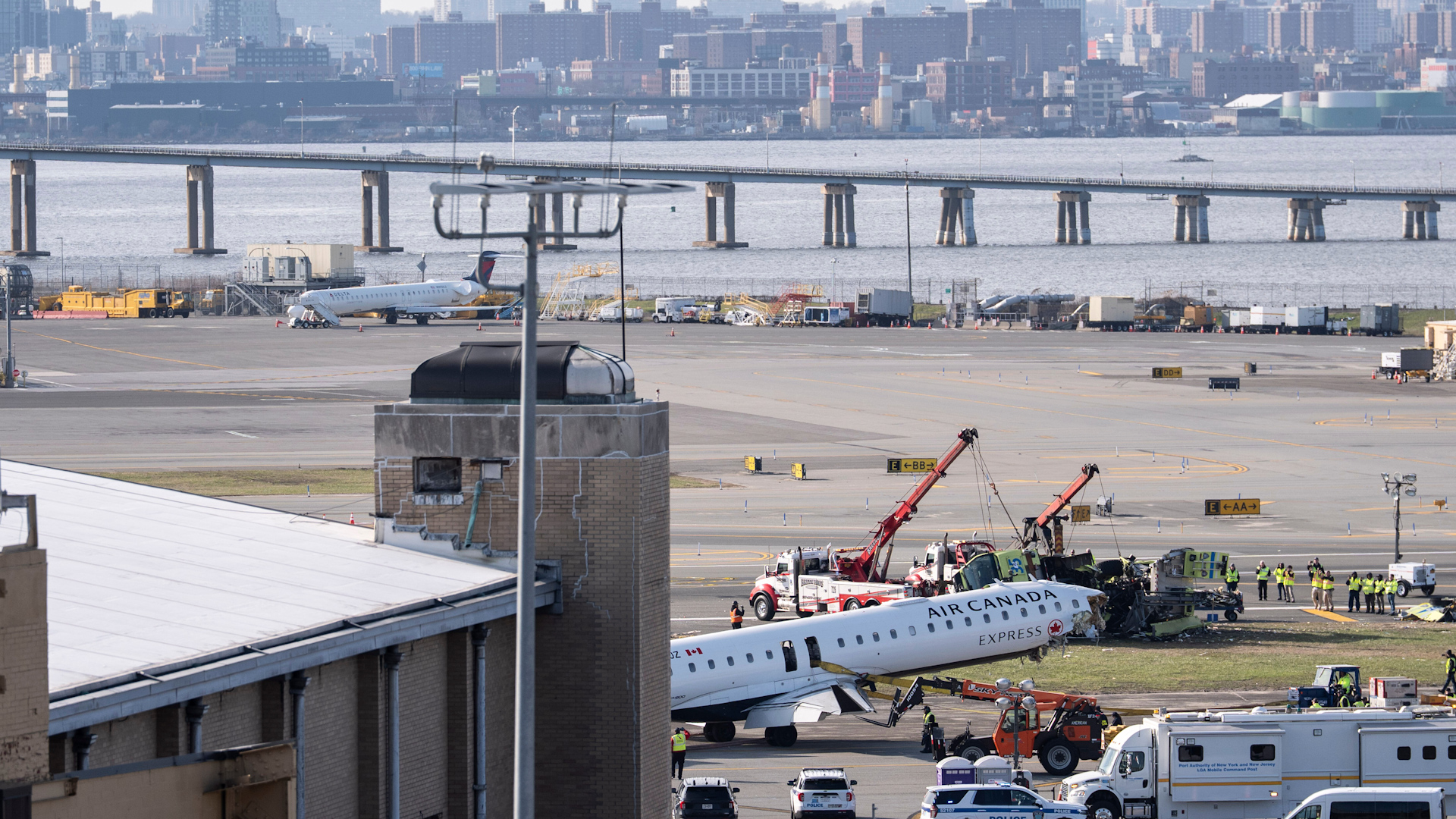 Air Canada wreckage remains at LaGuardia airport 