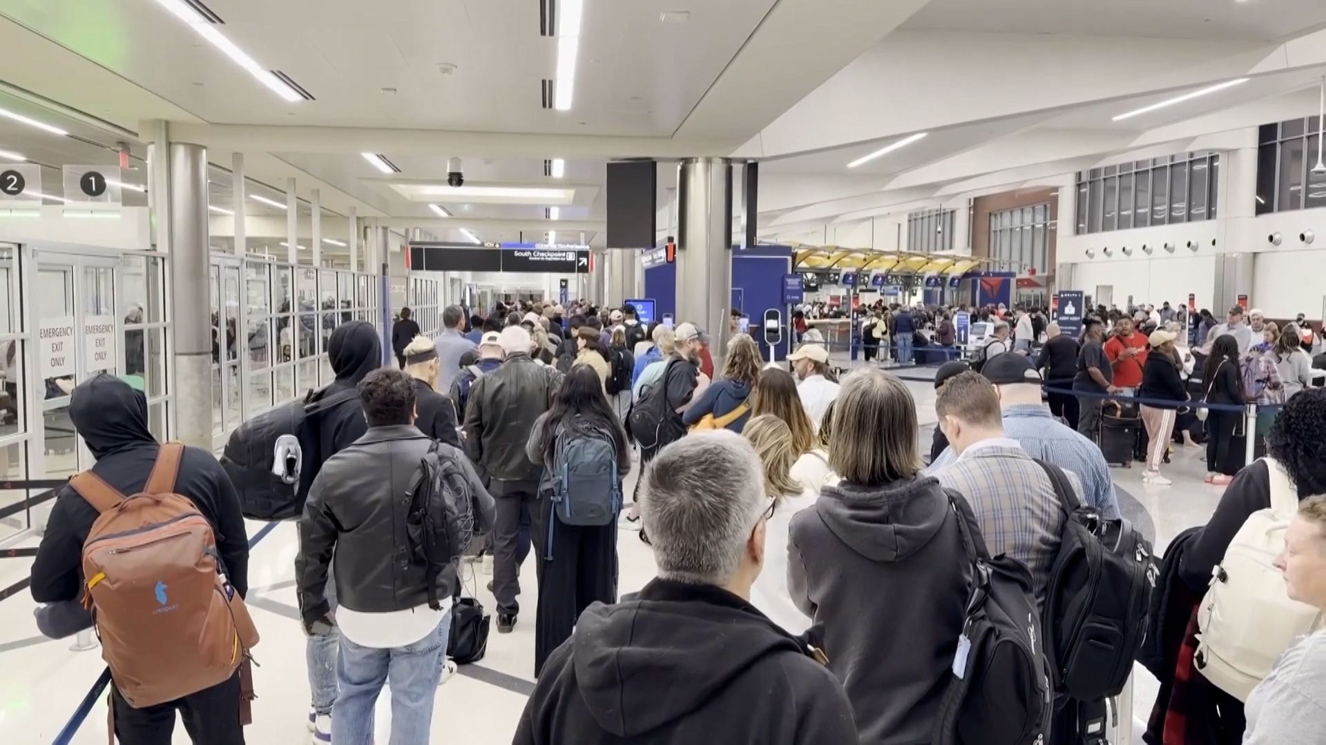 US airports face long delays amid partial government shutdown