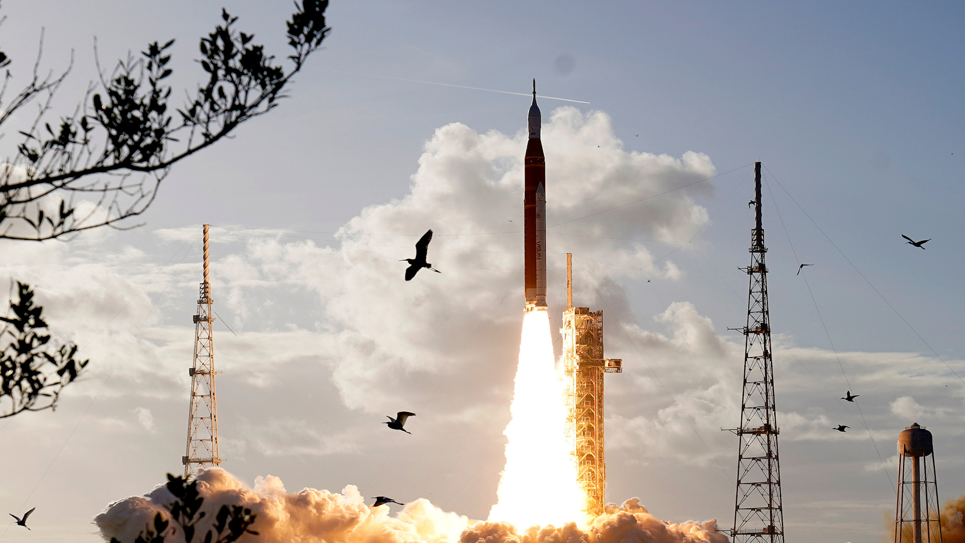 U.S. launches first crewed moon mission in 50 years