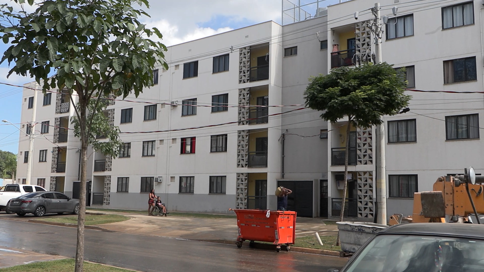 Brazil revives housing program for families in need