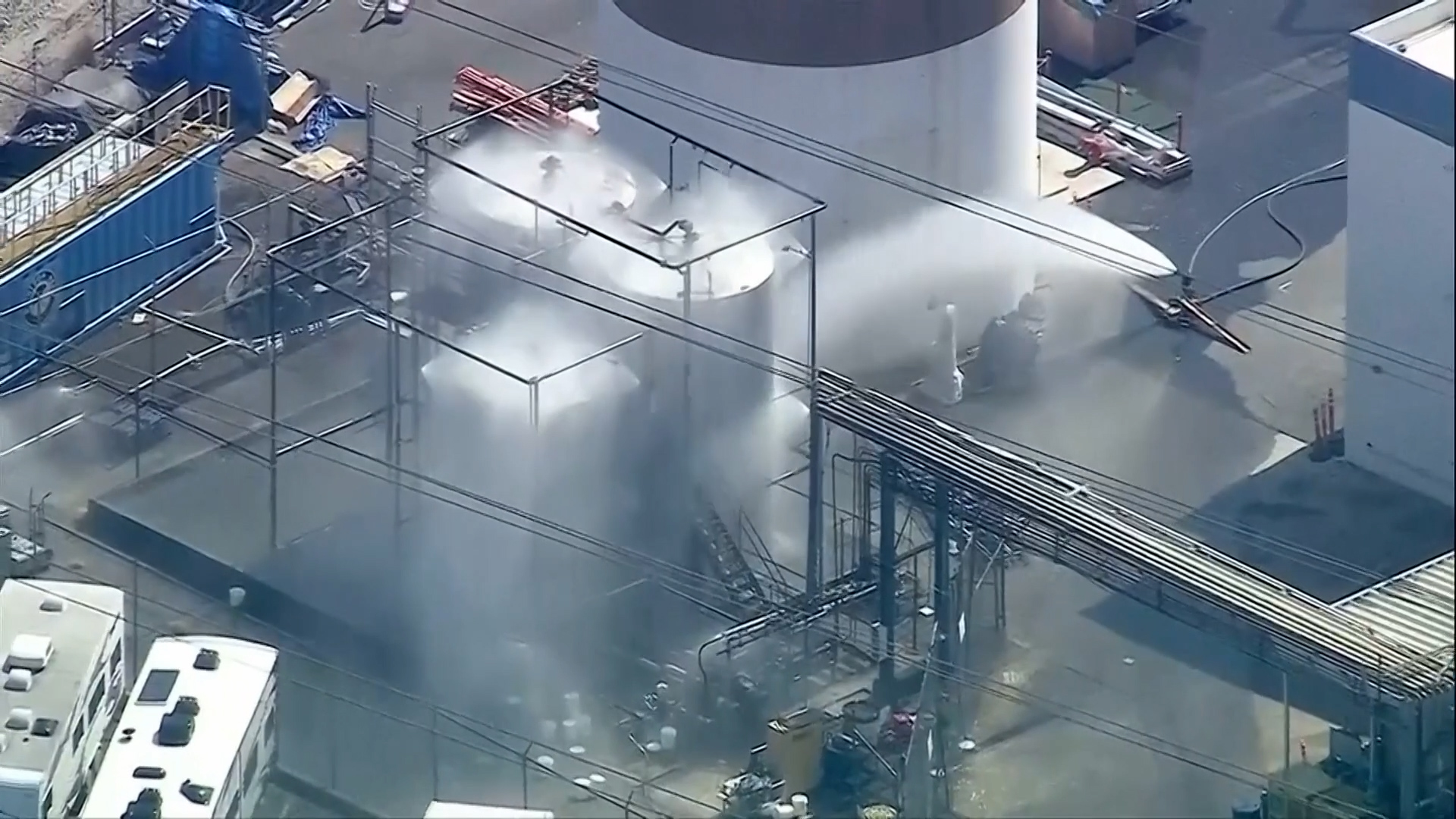 Chemical tank emergency forces thousands to evacuate California town
