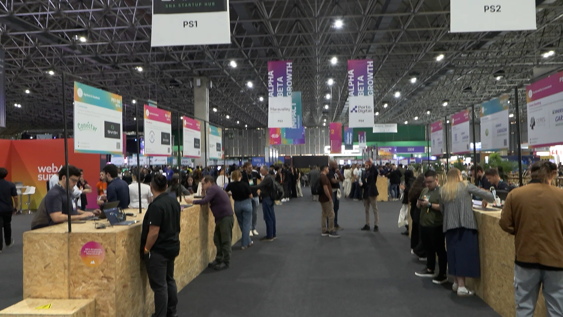 Chinese tech companies show latest innovations at Web Summit Rio 2026