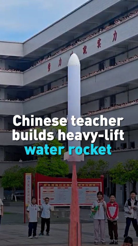 Chinese teacher builds heavy-lift water rocket