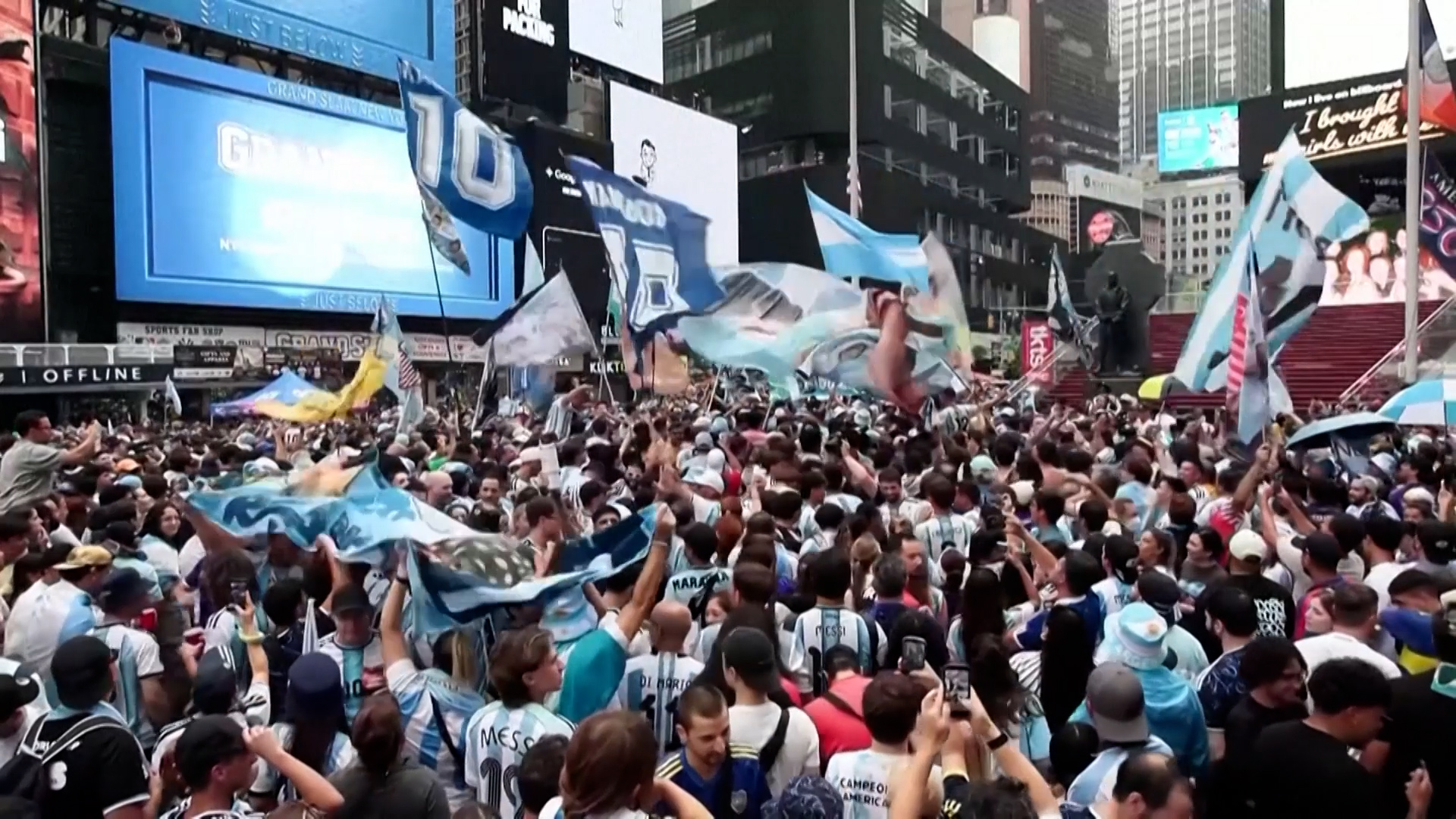 Record-breaking World Cup ends