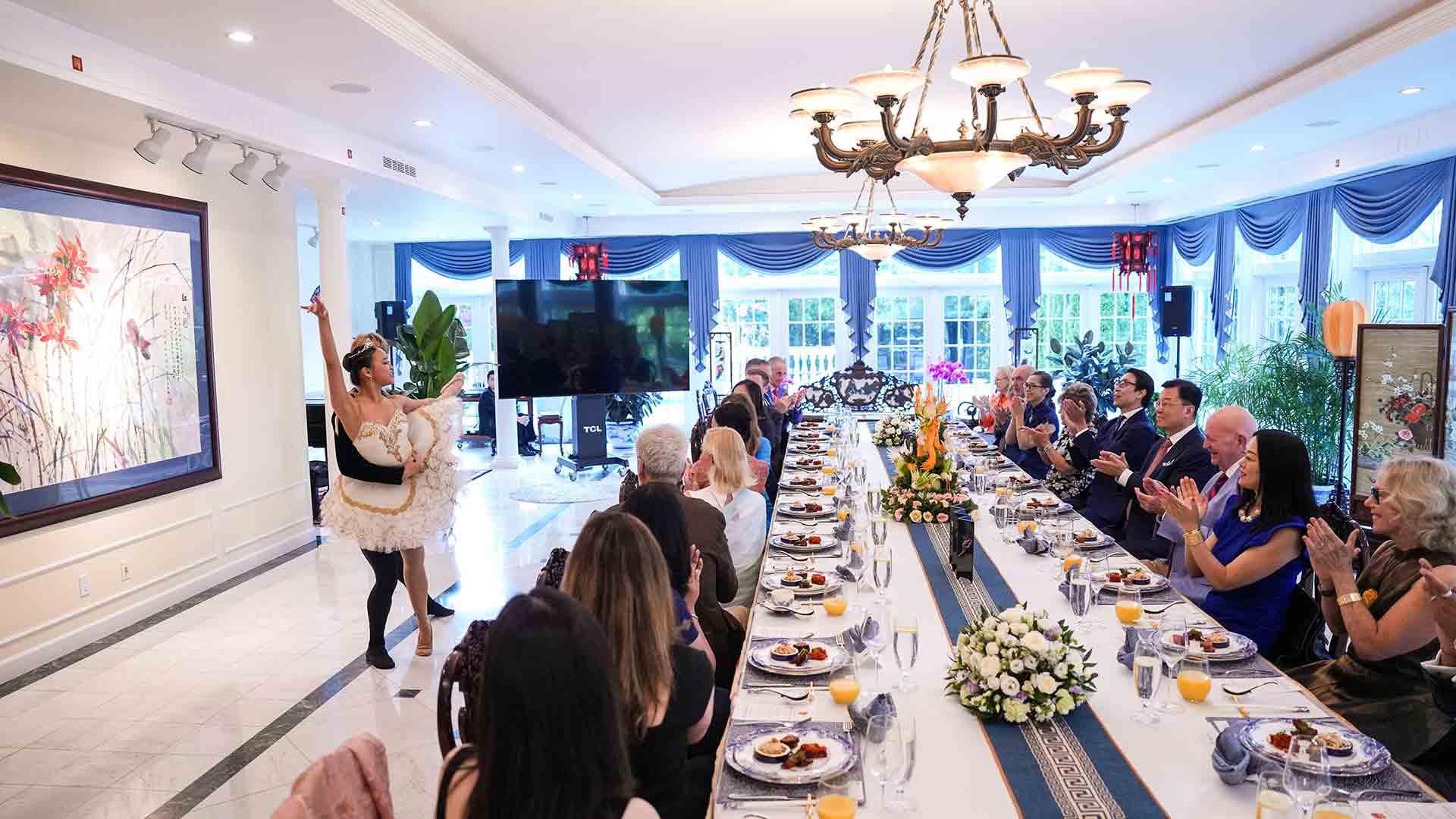 The Chinese Embassy in the U.S. co-hosted the “Night of Ballet” with the Washington Ballet