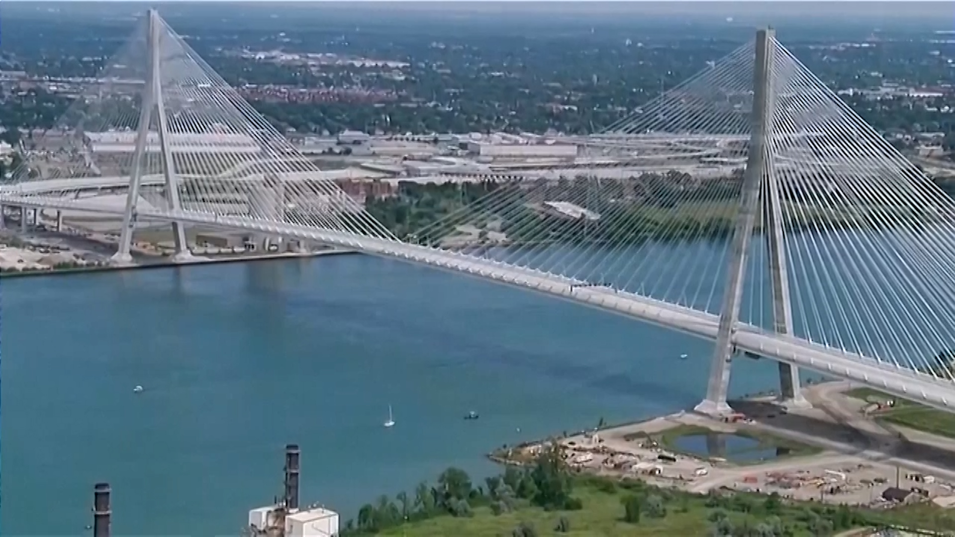 New US-Canada bridge opens as trade disputes continue