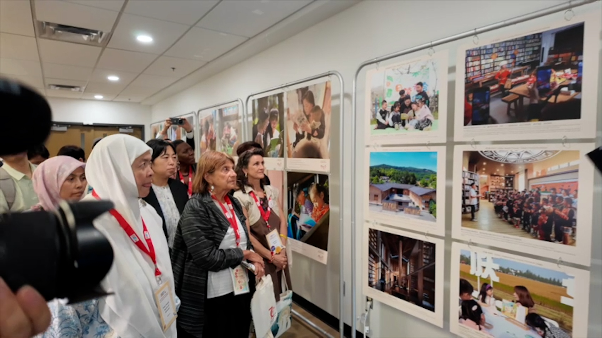 China brings rural reading stories to the world