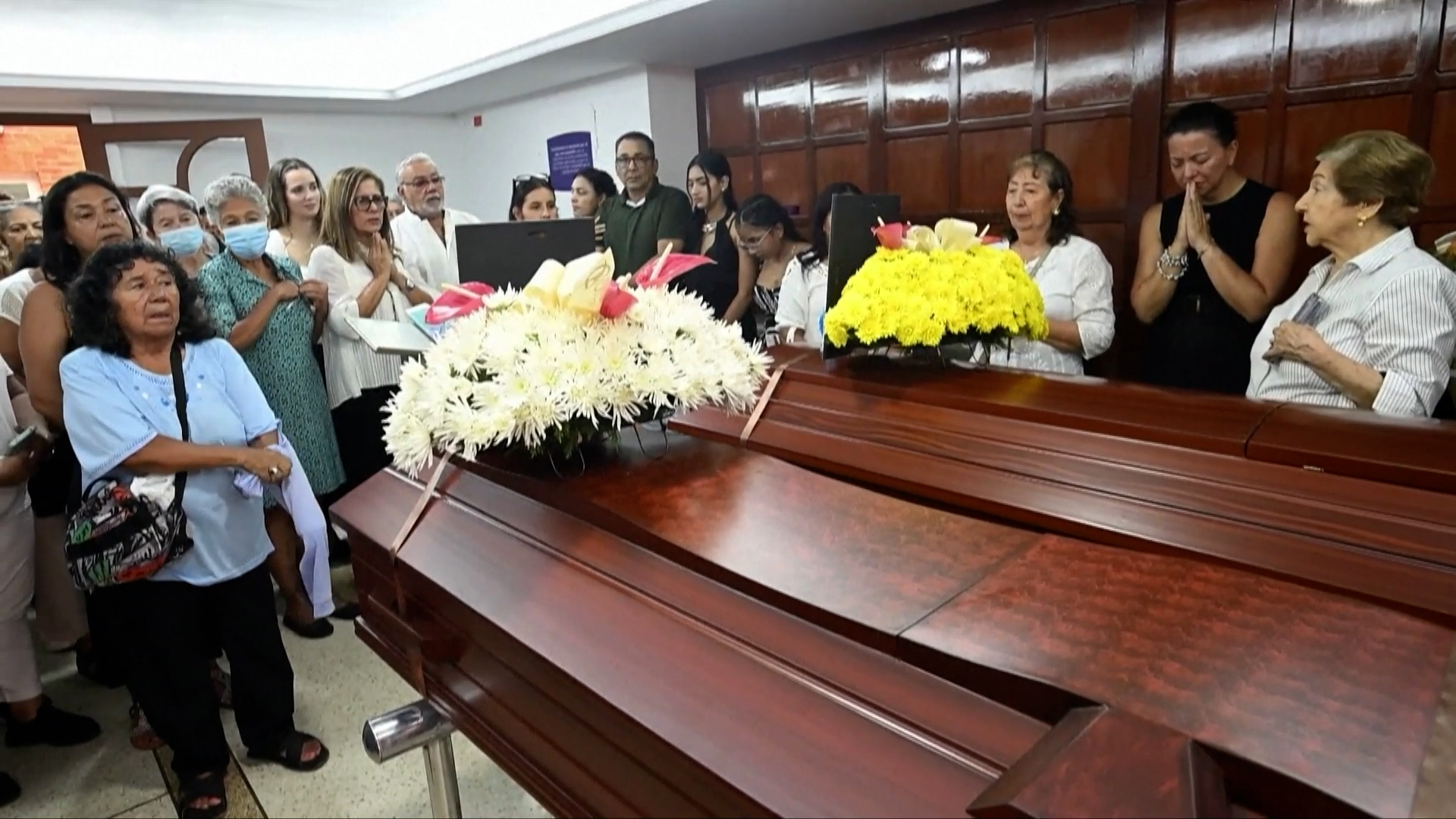 Colombian morgue struggles to maintain operations after quake
