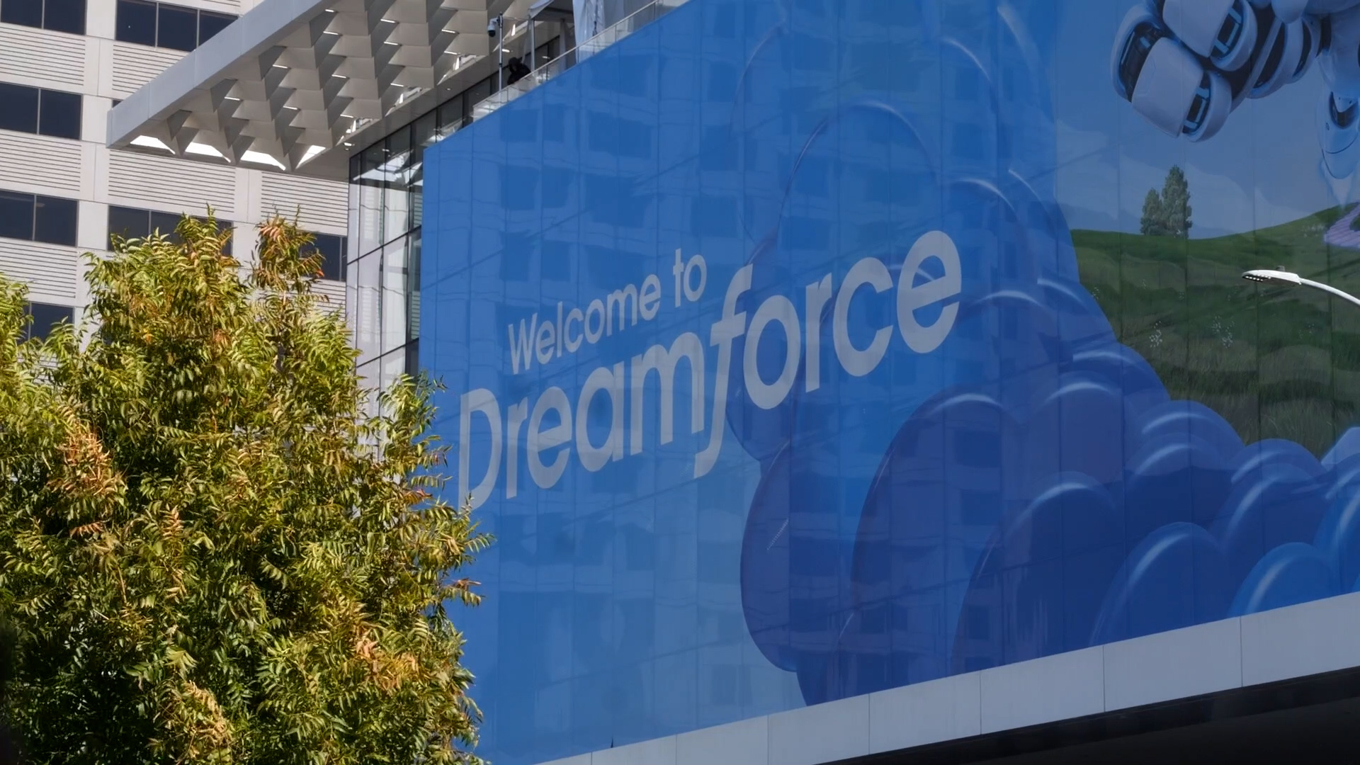 AI leaders call for safety at annual Dreamforce conference
